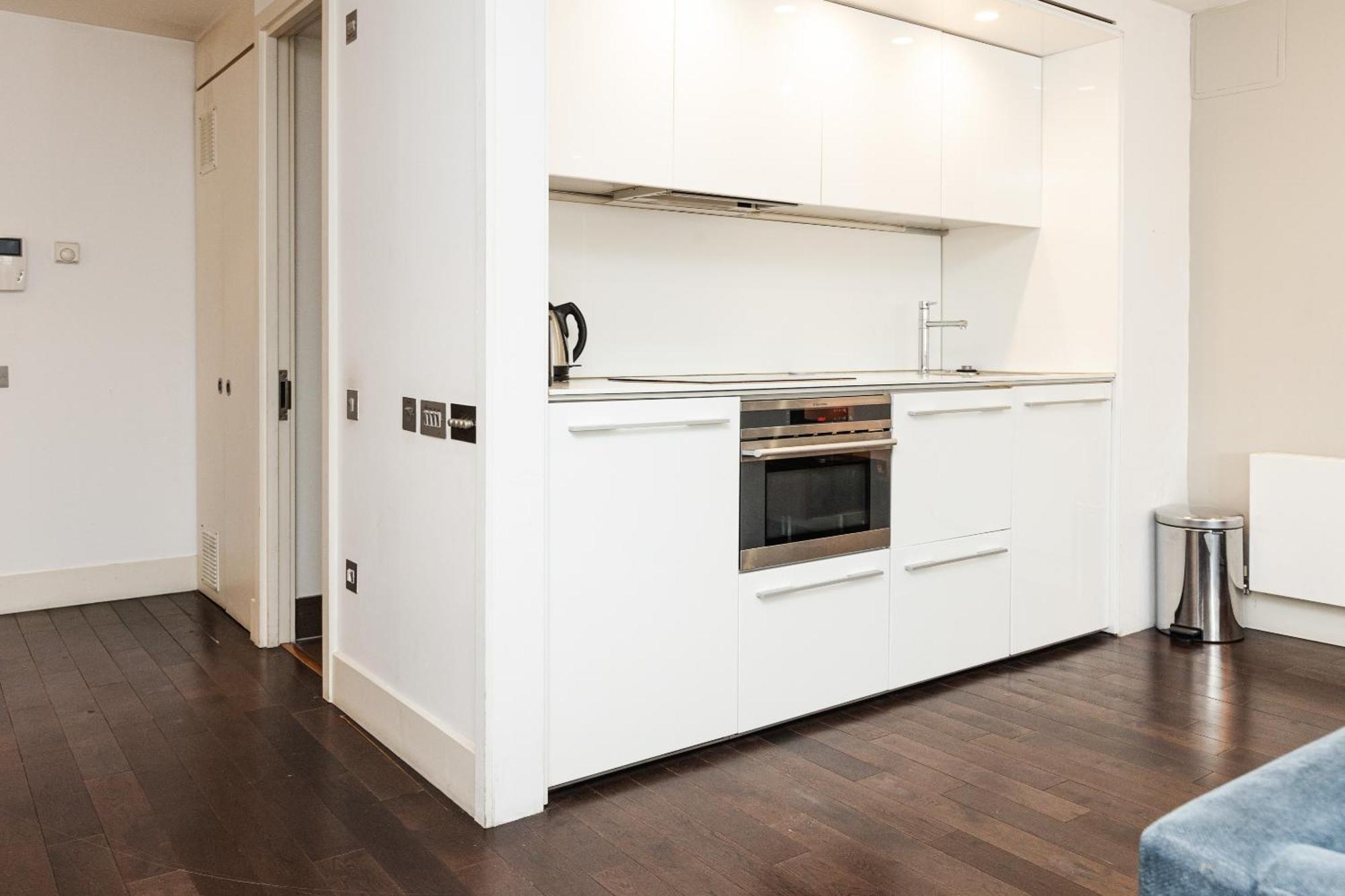 Stunning Serviced Apartments, Steps From Monument Station Appartamento Londra