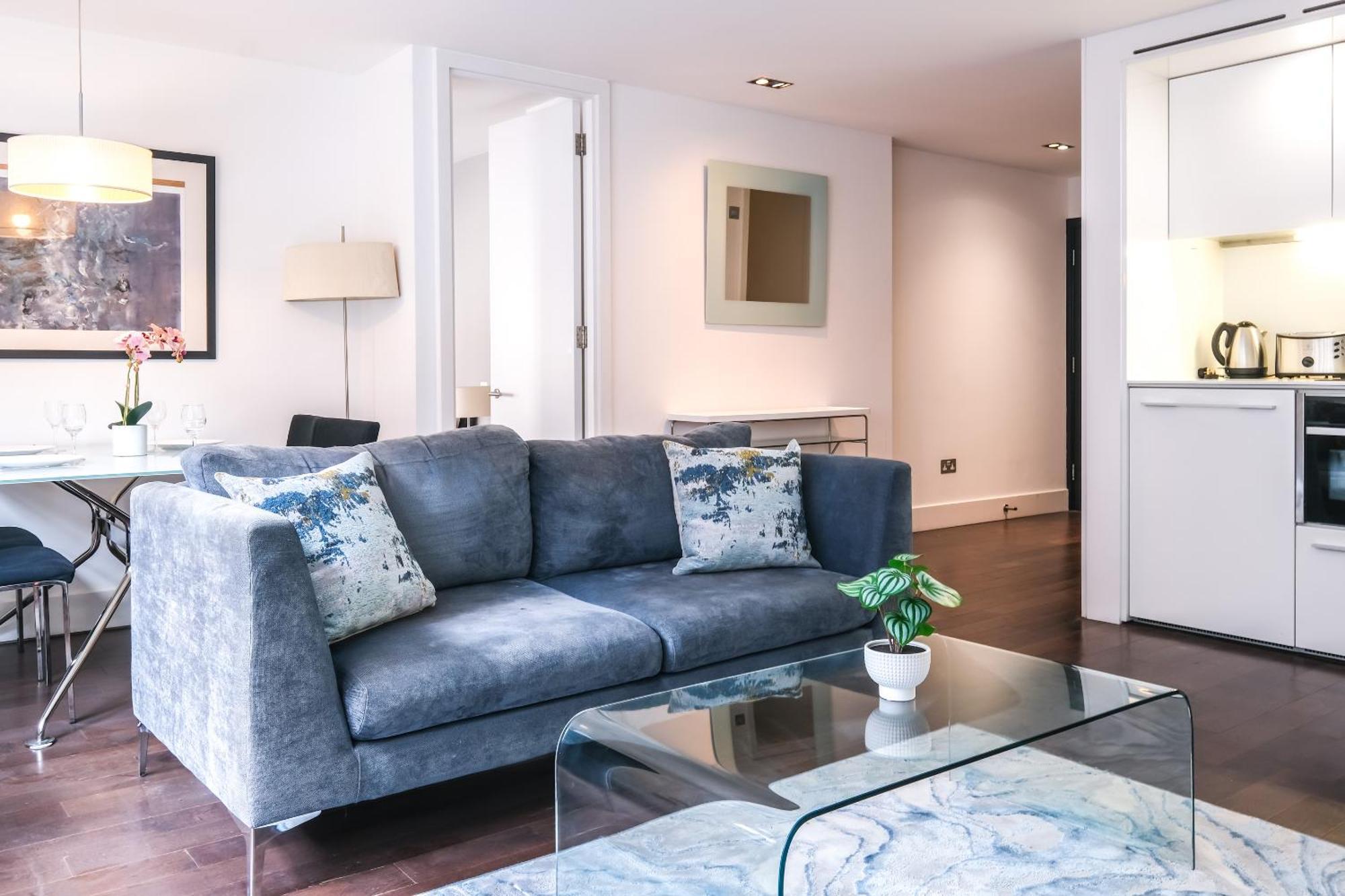 Stunning Serviced Apartments, Steps From Monument Station Appartamento Londra